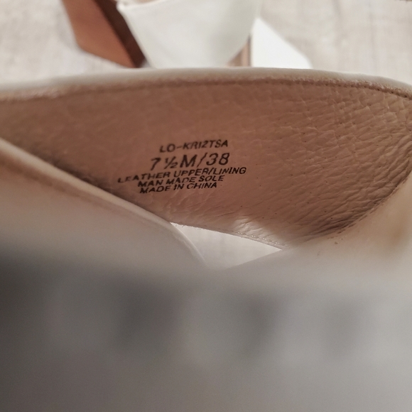 NEW Louise Et Cie White Kriztsa Block Heel Sandal - Picture 8 of 13